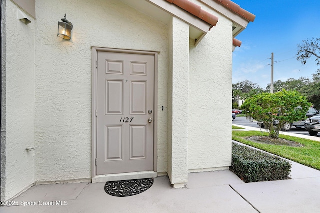 view of doorway to property