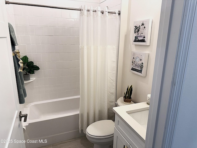 full bathroom featuring vanity, shower / bath combo, toilet, and wood finished floors