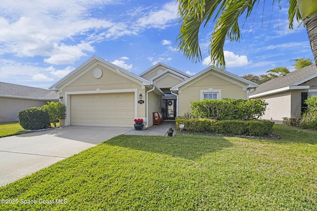 view of front of house featuring a front lawn and a garage