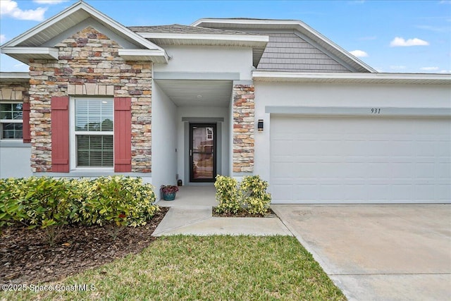 view of front facade with a garage