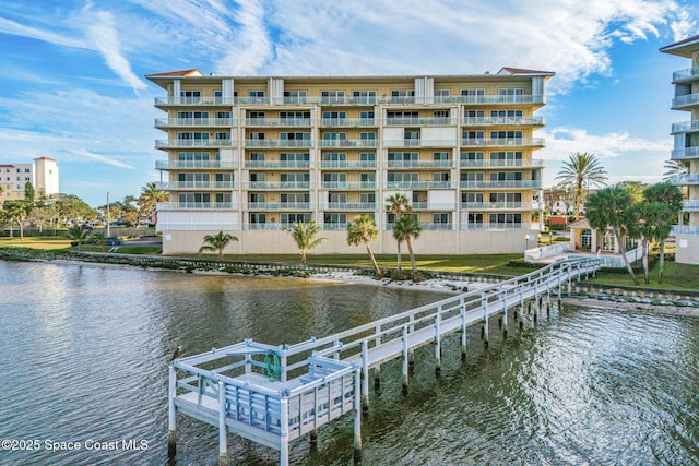 dock area featuring a water view