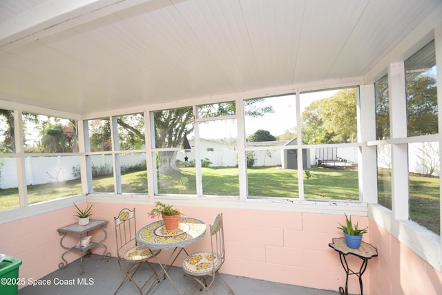 view of sunroom / solarium