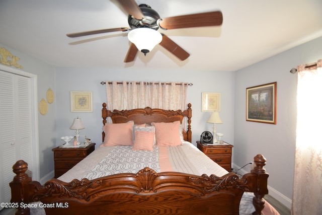 bedroom featuring a closet and ceiling fan