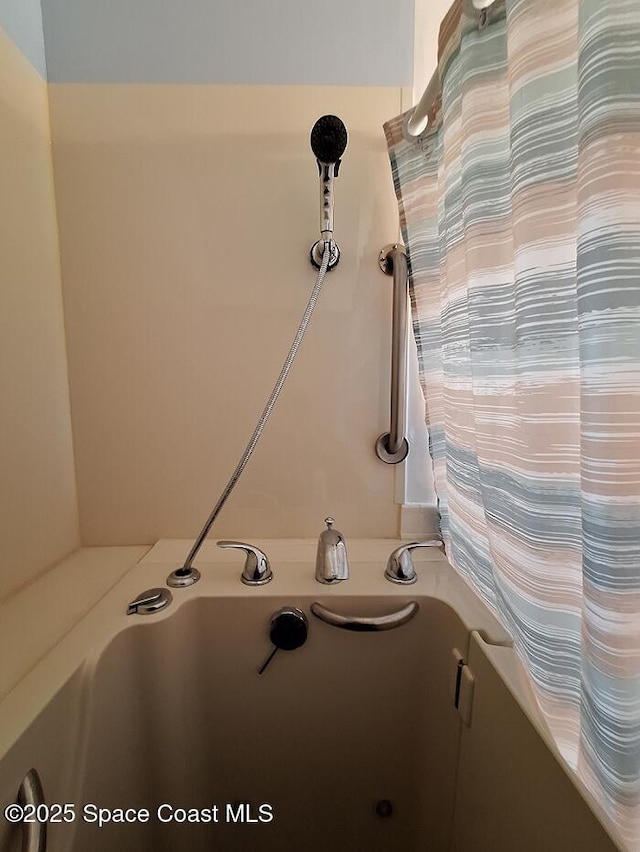 view of full bath