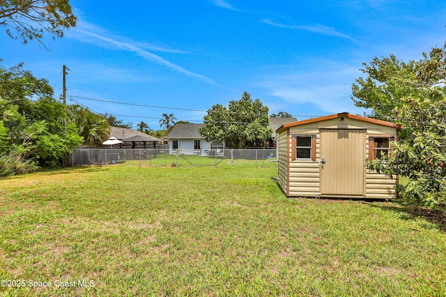 view of yard with a shed