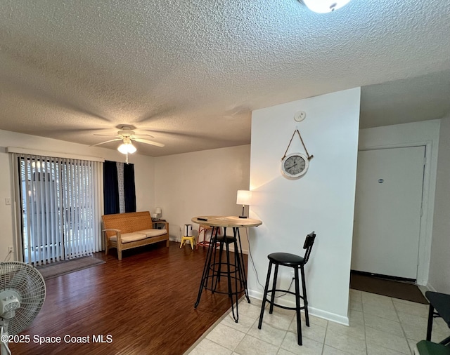 dining room with ceiling fan