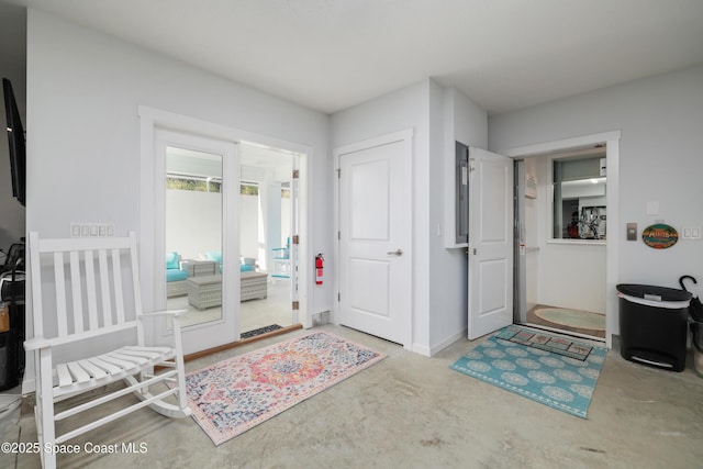 entryway featuring concrete flooring