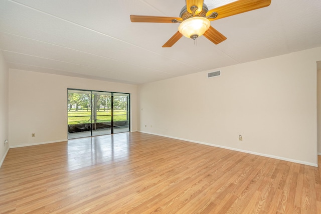 unfurnished room featuring light hardwood / wood-style floors and ceiling fan