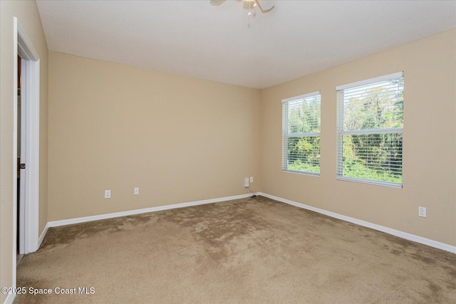 view of carpeted spare room