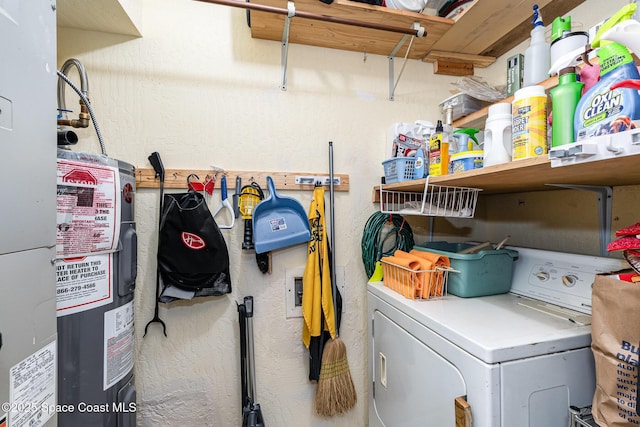 washroom with washer / clothes dryer