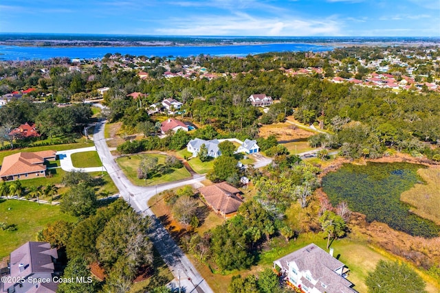 bird's eye view featuring a water view