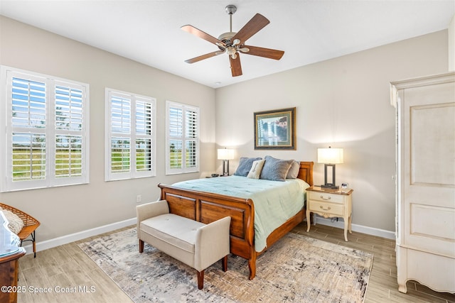 bedroom with ceiling fan