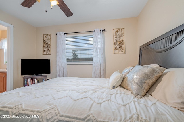 bedroom featuring ceiling fan