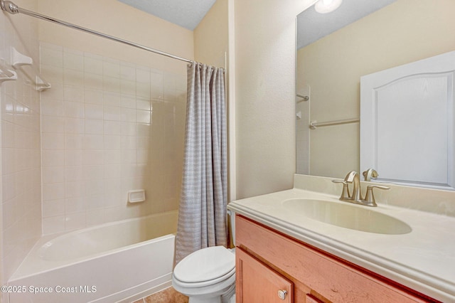 3804 Sansome Cir, Melbourne, FL 32940 - full bath featuring shower / tub combo with curtain, toilet, and vanity