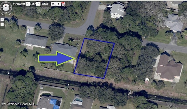 Listing photo 2 for 1324 Wakefield Rd SE, Palm Bay FL 32909