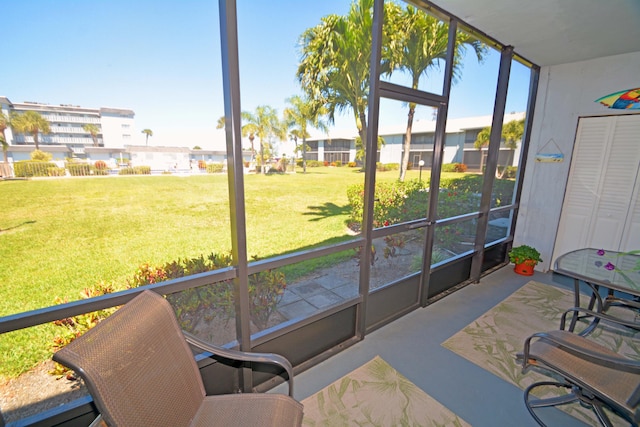 view of sunroom / solarium