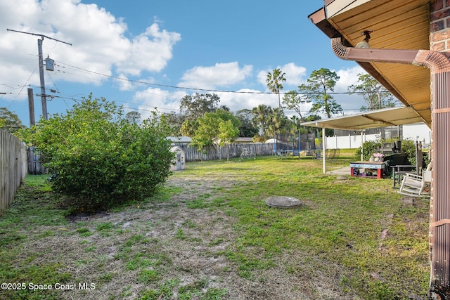 view of yard featuring a trampoline