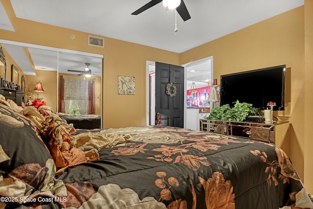 bedroom with ceiling fan