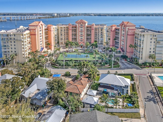 bird's eye view featuring a water view