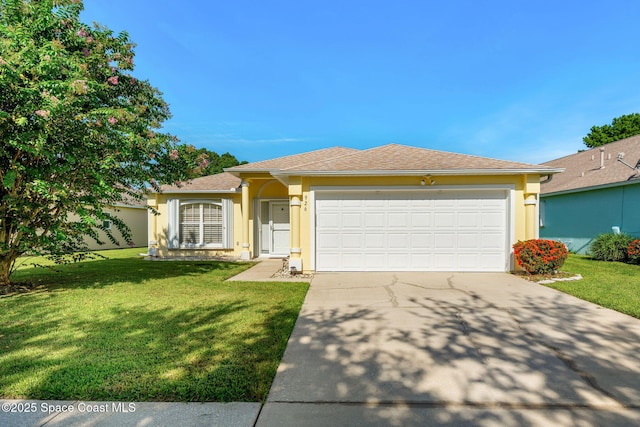 926 Pine Creek Cir NE, Palm Bay, FL 32905 - single story home featuring driveway, stucco siding, and a front yard