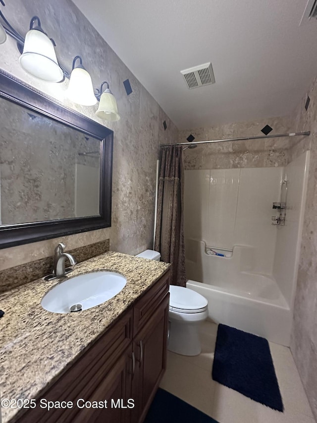 full bathroom featuring tile patterned flooring, vanity, shower / bathtub combination with curtain, and toilet