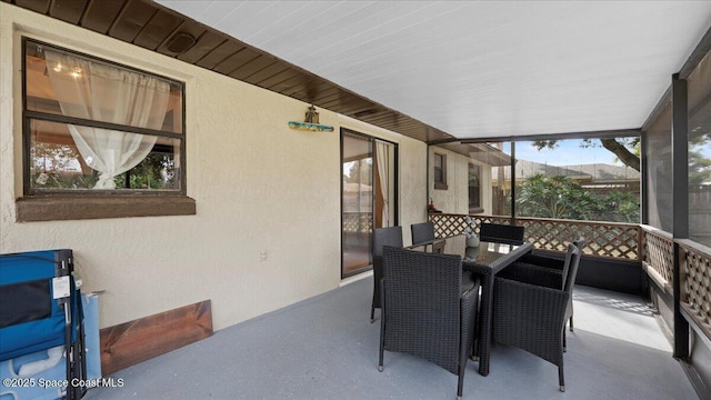 view of sunroom / solarium