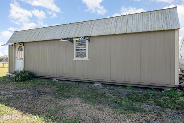 view of outdoor structure