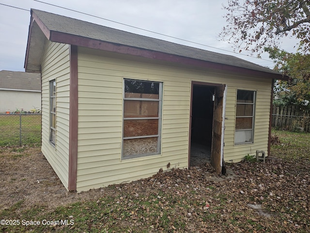 view of outbuilding