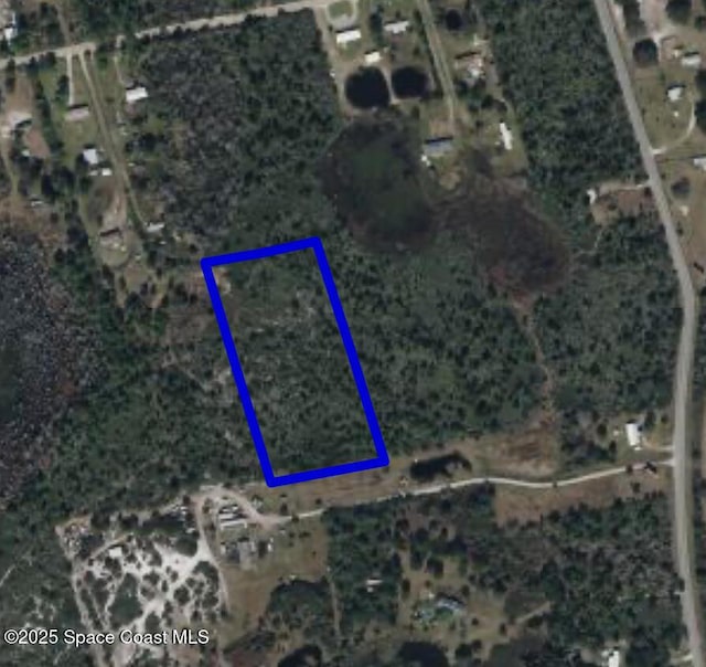 Listing photo 3 for 0 Pine Needle St, Mims FL 32754