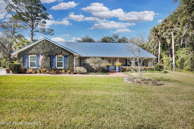 ranch-style home featuring a front yard