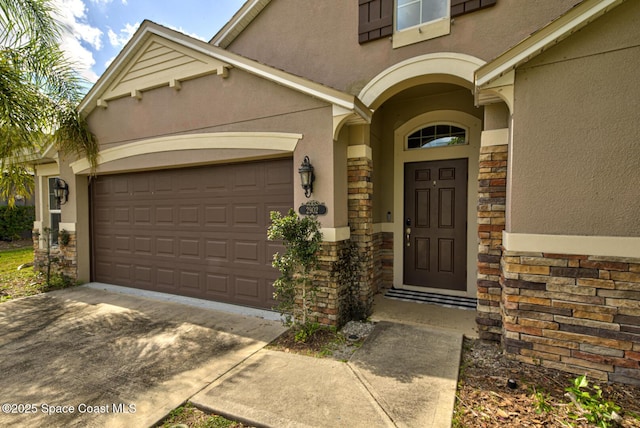 property entrance featuring a garage