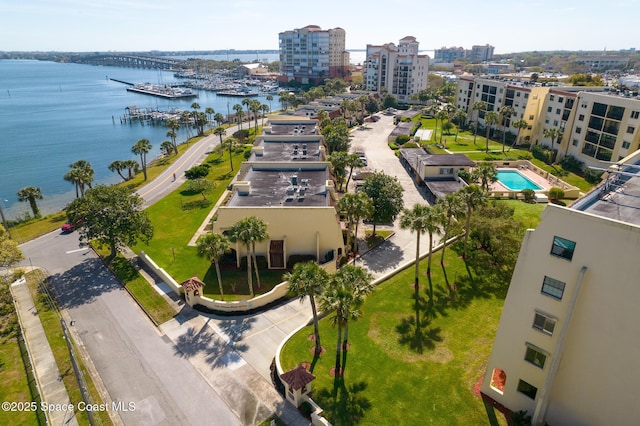 bird's eye view with a water view