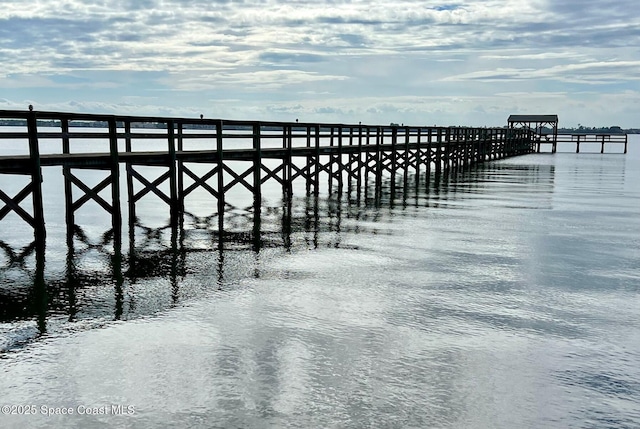 view of dock featuring a water view