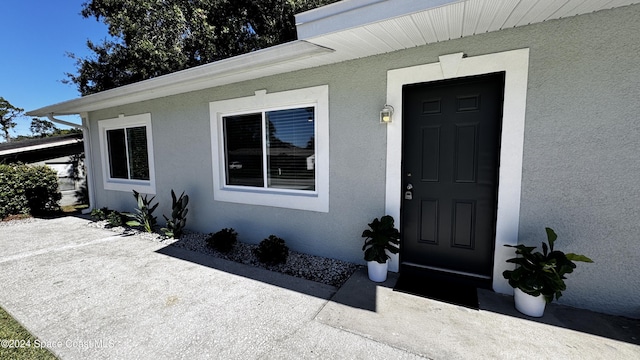 view of entrance to property