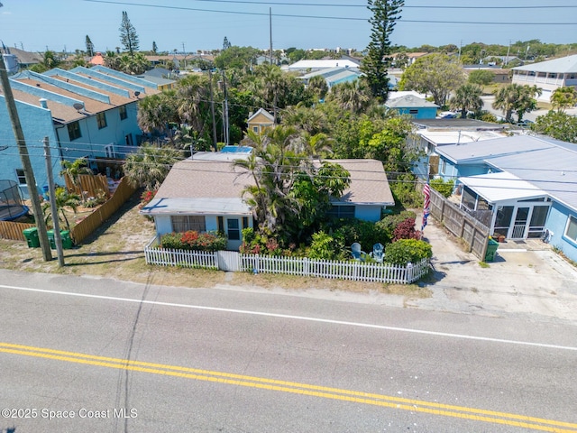 drone / aerial view featuring a residential view