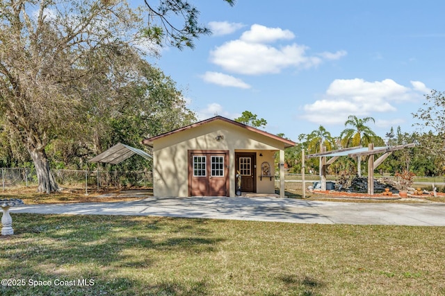 view of outdoor structure with a yard