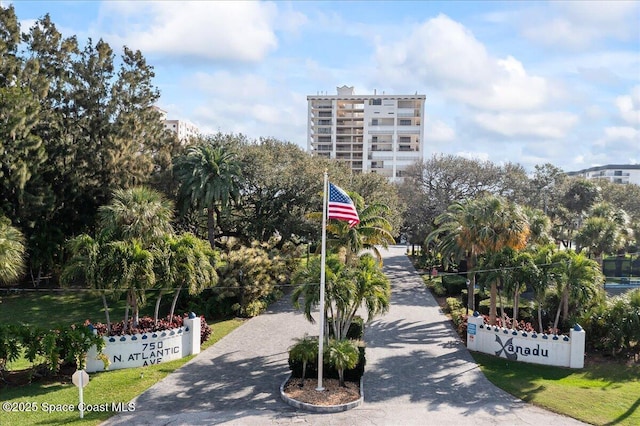 view of community featuring driveway