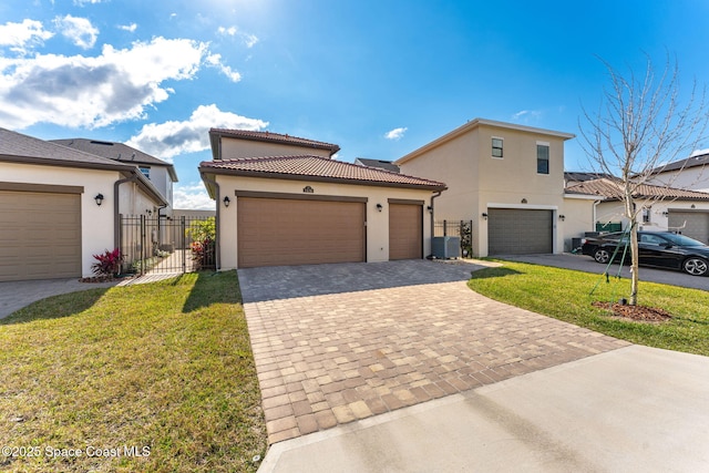 view of front of property with a front yard