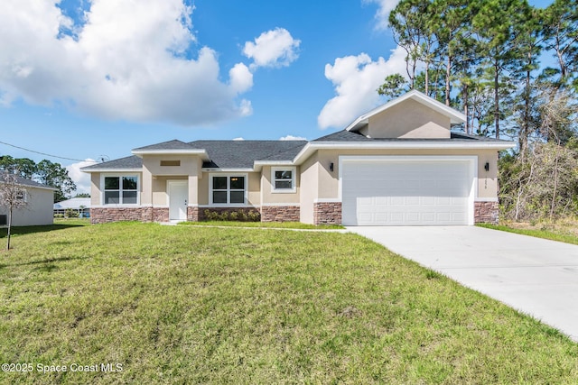 view of front of home featuring a garage and a front yard