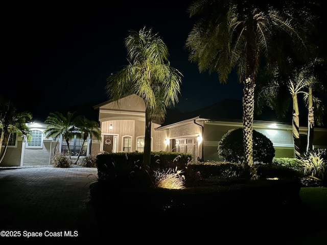 view of front of home featuring a garage