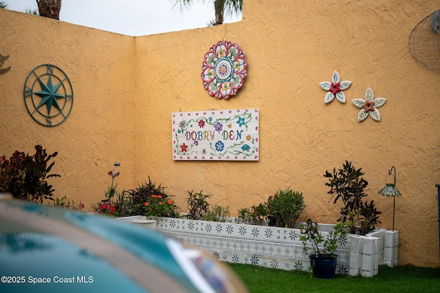 details featuring stucco siding