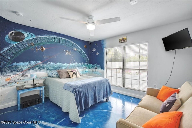 bedroom featuring ceiling fan