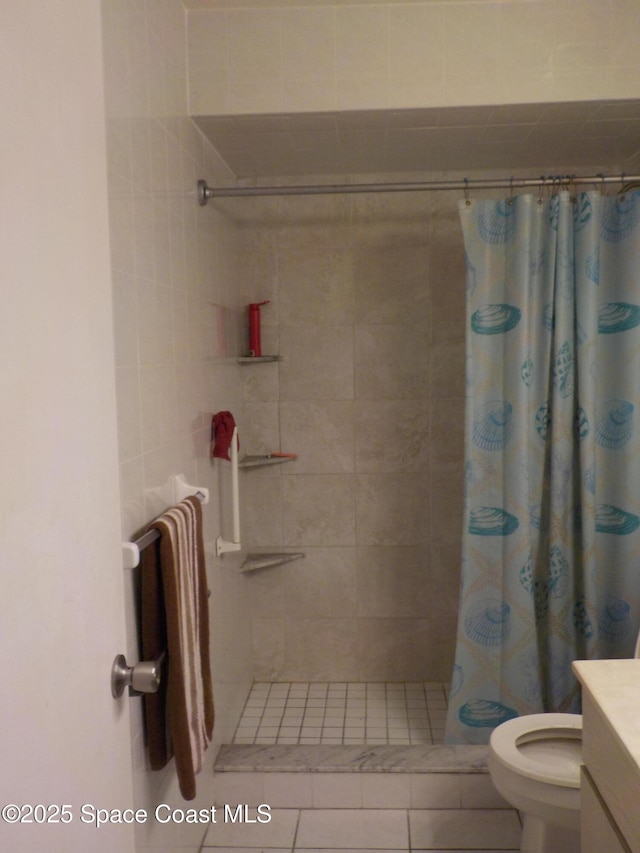 bathroom with vanity, a shower with curtain, and toilet