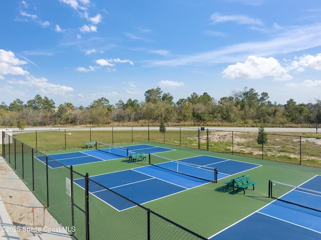 4179 Keeson Cir, Vero Beach, FL 32967 - view of sport court with community basketball court