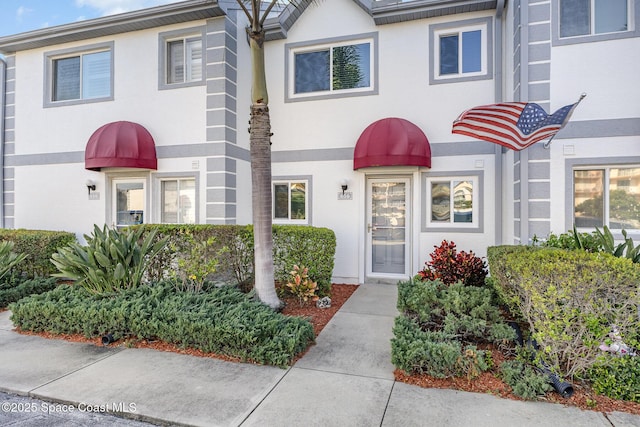 view of front of property with stucco siding