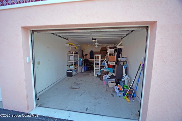 garage featuring a textured wall