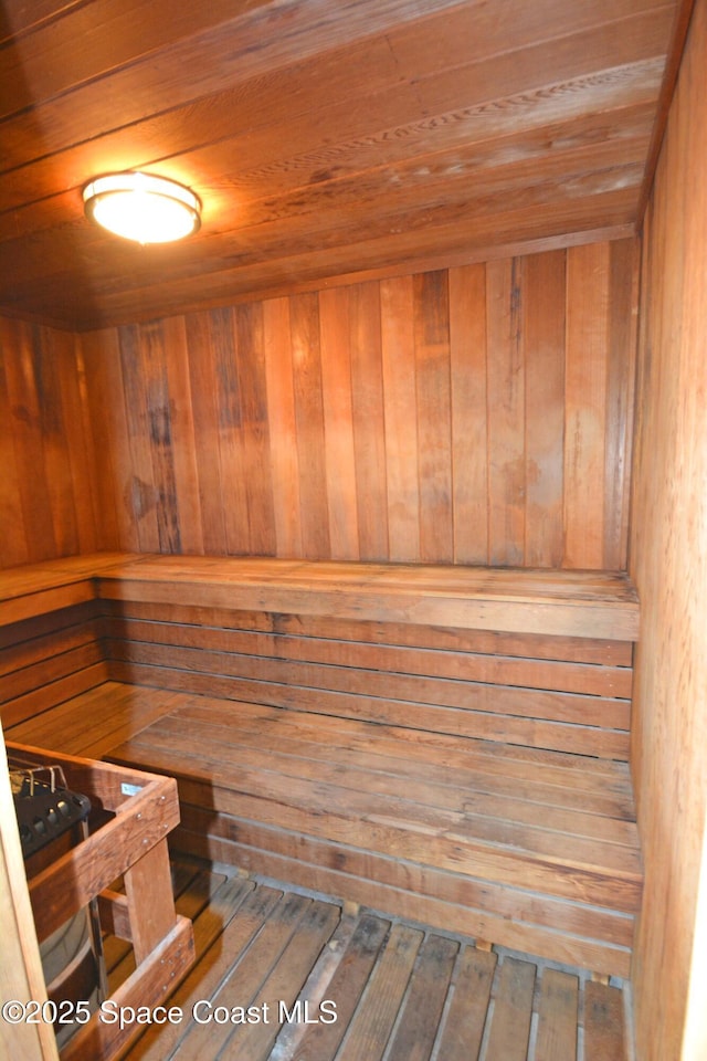 view of sauna / steam room