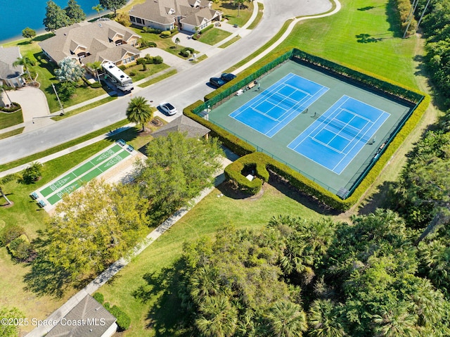 drone / aerial view featuring a residential view