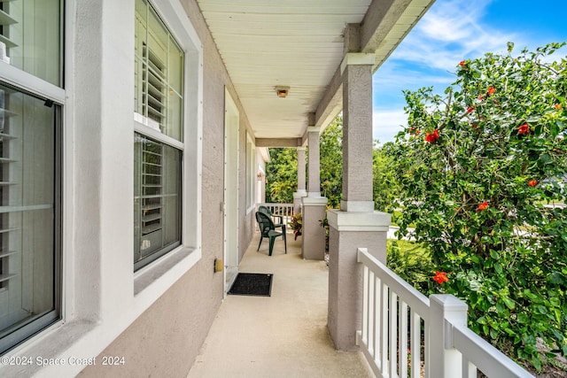 balcony with a porch