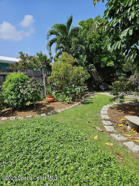 124 E Dover St E, Satellite Beach, FL 32937 - view of yard
